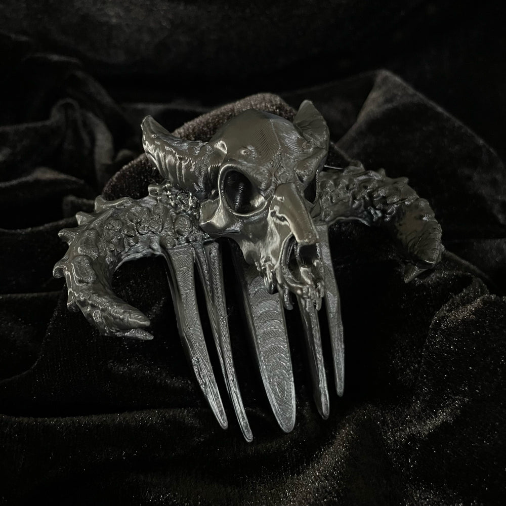 Dragon Skull Hair Comb Decorations ¨C Gothic Horned Dragon Bone Claw Hair Accessory for Cosplay, Halloween, Alt Fashion, and Dark Aesthetic Lovers